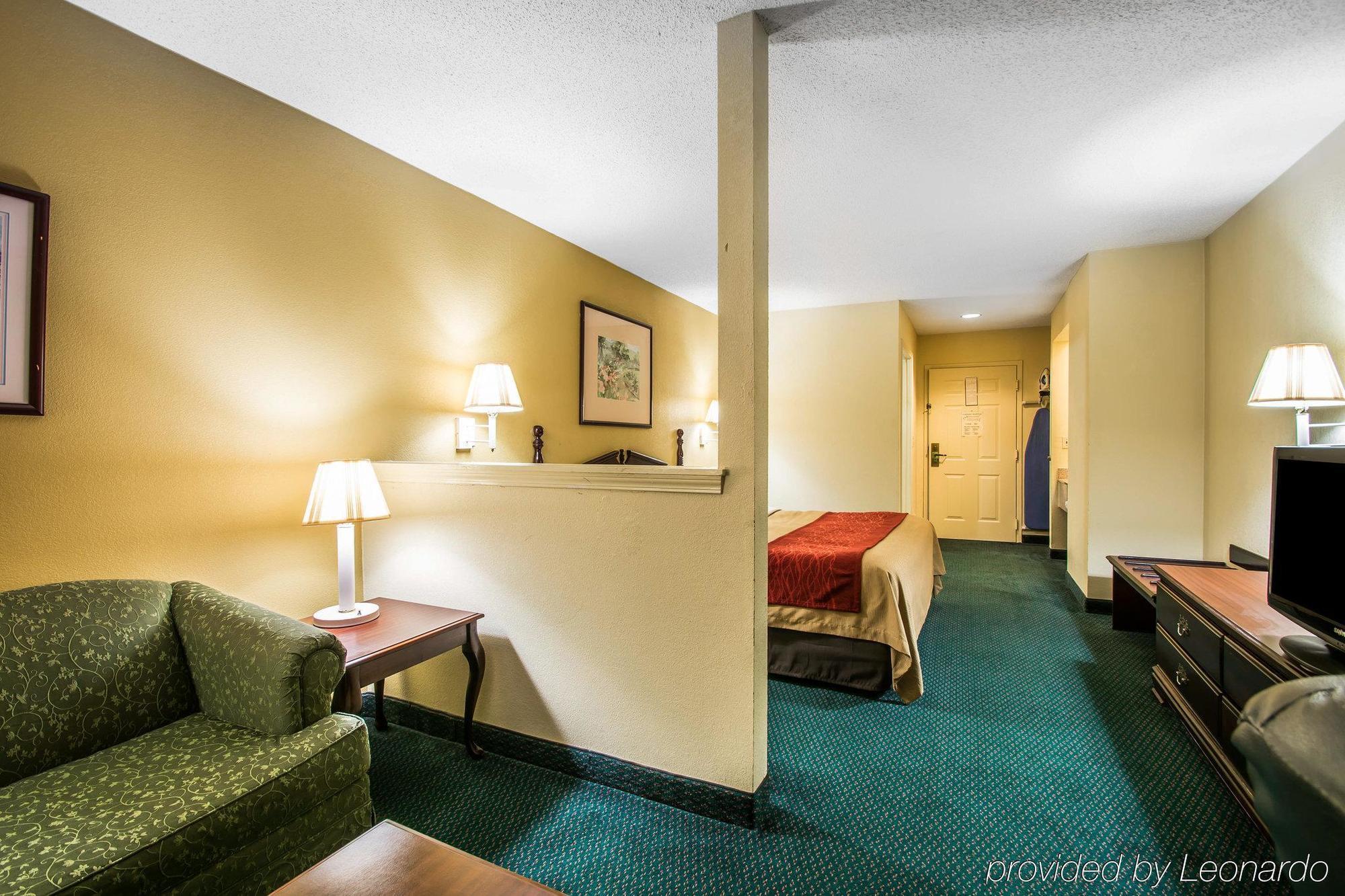 Super 8 By Wyndham Montgomery I-65 Luaran gambar