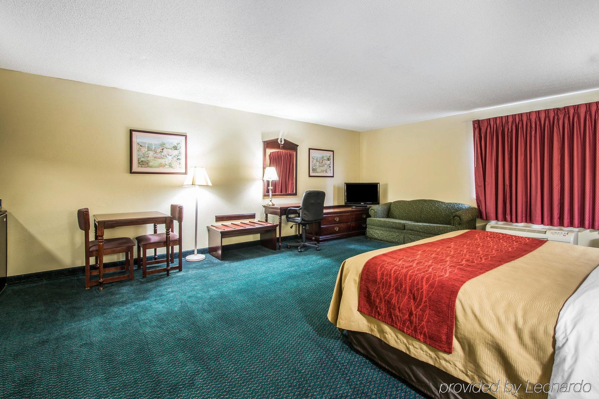 Super 8 By Wyndham Montgomery I-65 Luaran gambar
