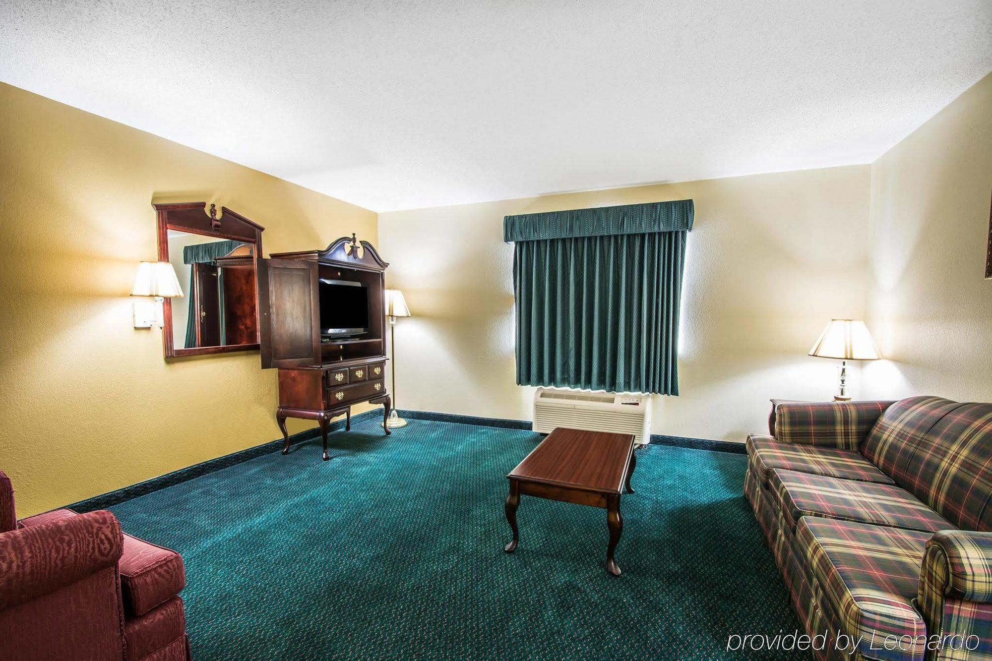 Super 8 By Wyndham Montgomery I-65 Luaran gambar